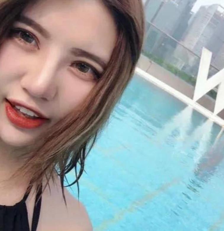 2020年,大四女生刘安在天门山翼装飞行时遇难,极限运动值得吗?