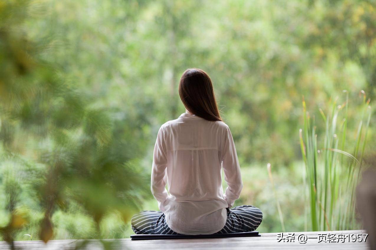 打坐冥想修身养性,每日冥想四十分钟的好处