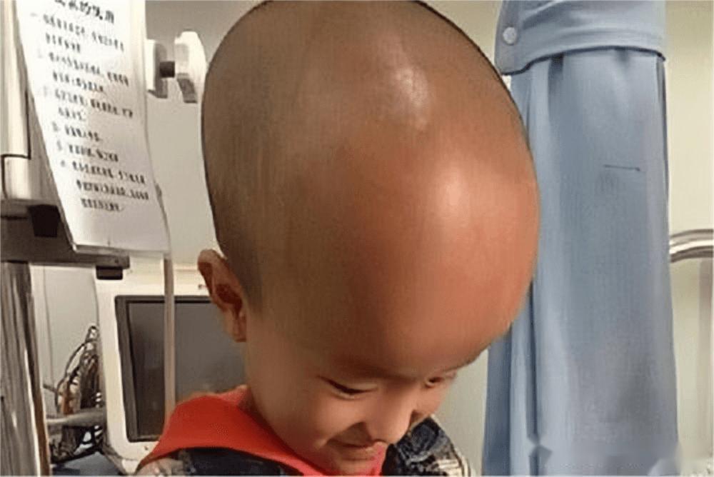 山寨食品在农村狂飙，你要没吃过太白兔、奥利粤，都不是农村人