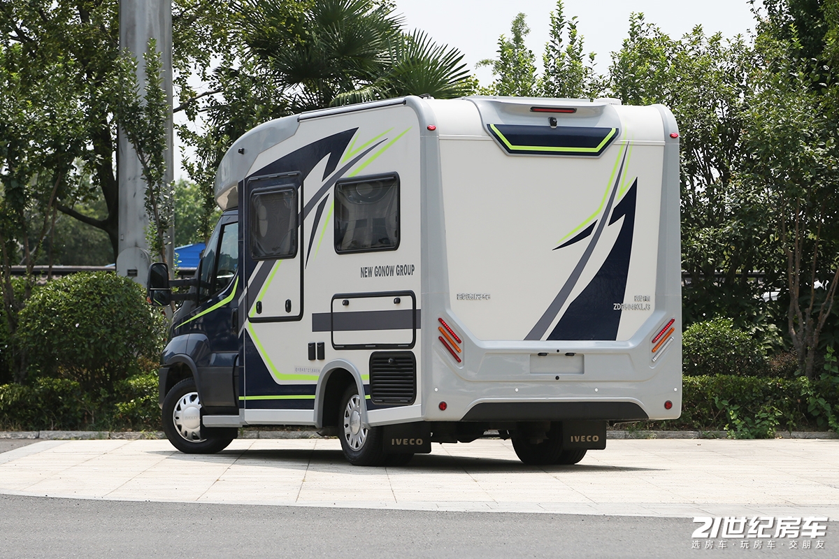 戴德房车urv2023款高配版,戴德云游C型大额头房车