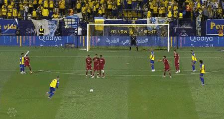 c罗五大联赛最后一个任意球,c罗梅开二度精彩进球助球队逆袭