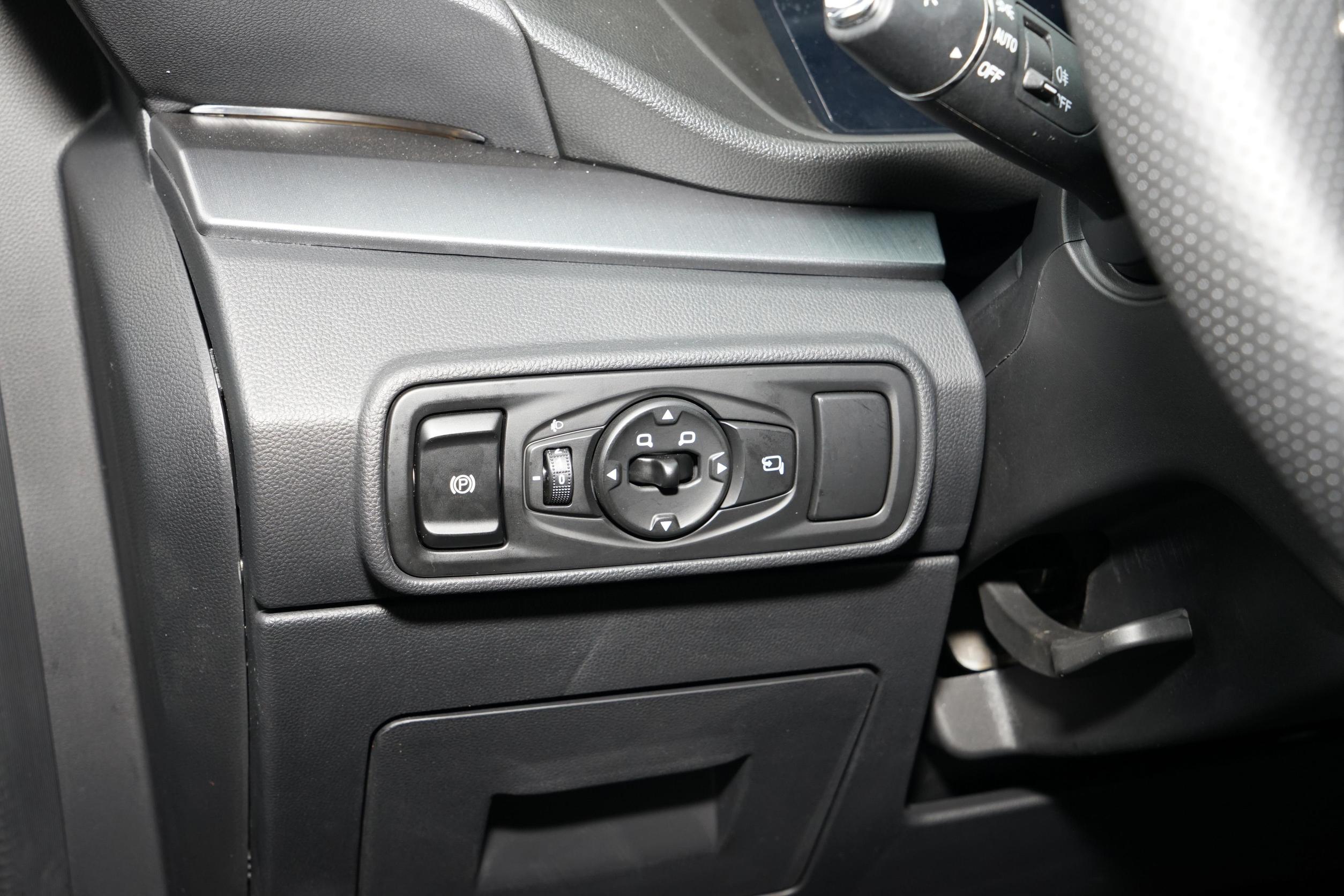 凯翼昆仑300说车,凯翼昆仑300天际版试驾