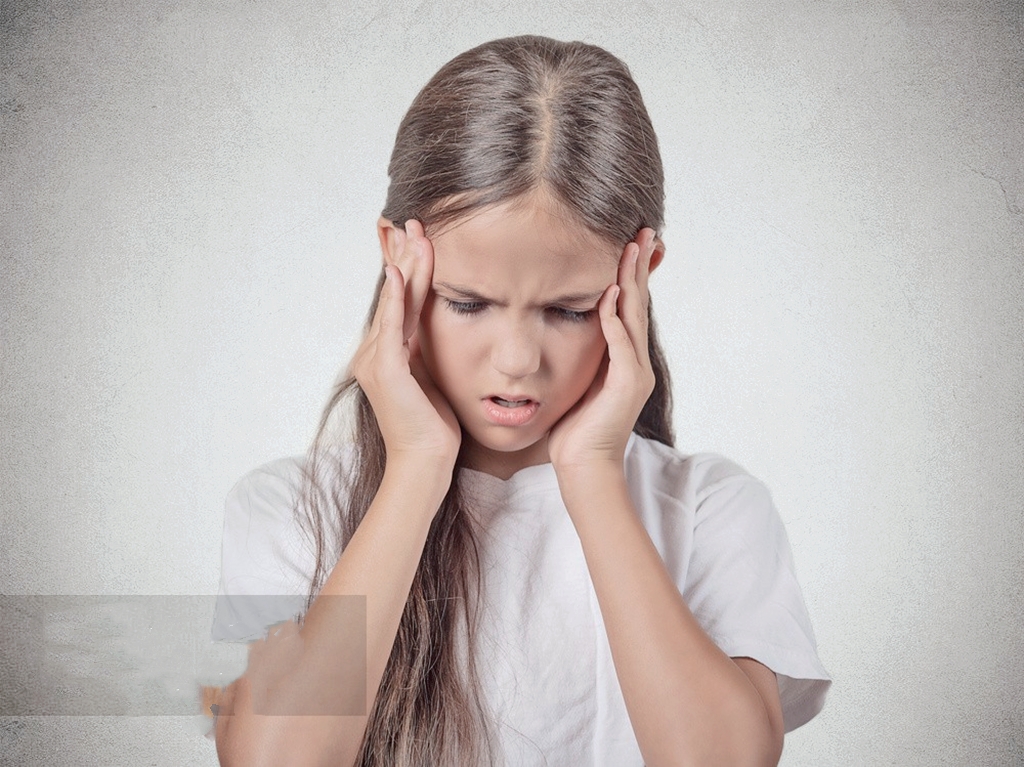 双相女孩不想上学原因,高三双相女孩情绪稳定可以上学吗