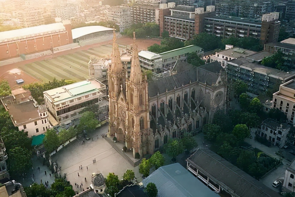 广州旅游攻略广州塔,打卡广州塔和珠江游