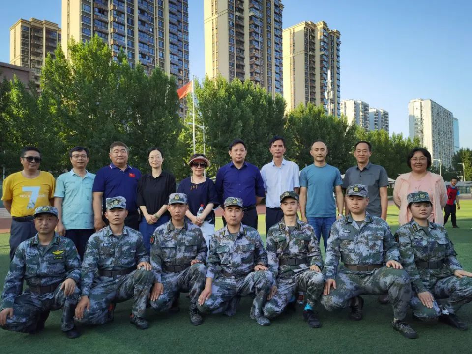 合肥国防教育进校园,我县小学开展国防教育进校园活动