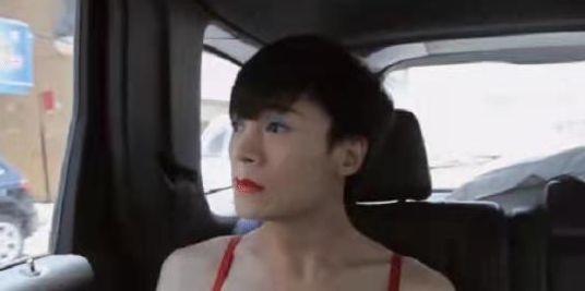 “人妖”李二毛：为爱情变性，被跟拍17年，离世多日才被发现