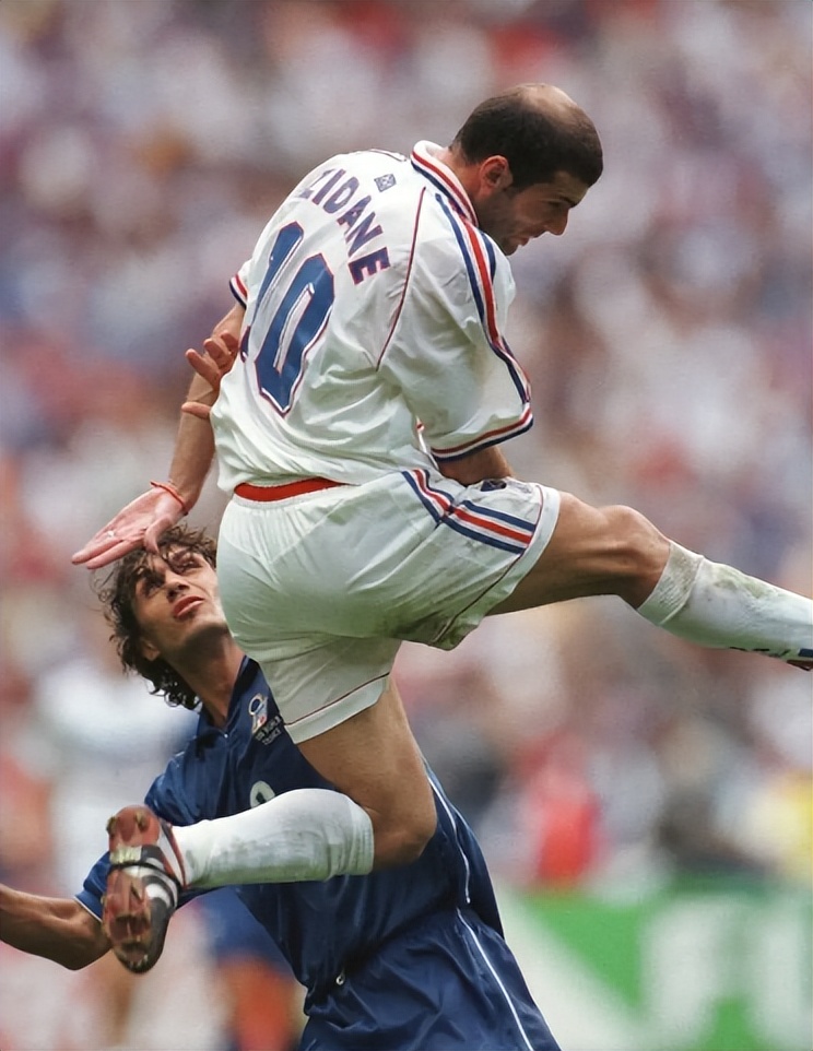 齐达内能当曼联主教练吗,齐达内能执教巴西吗