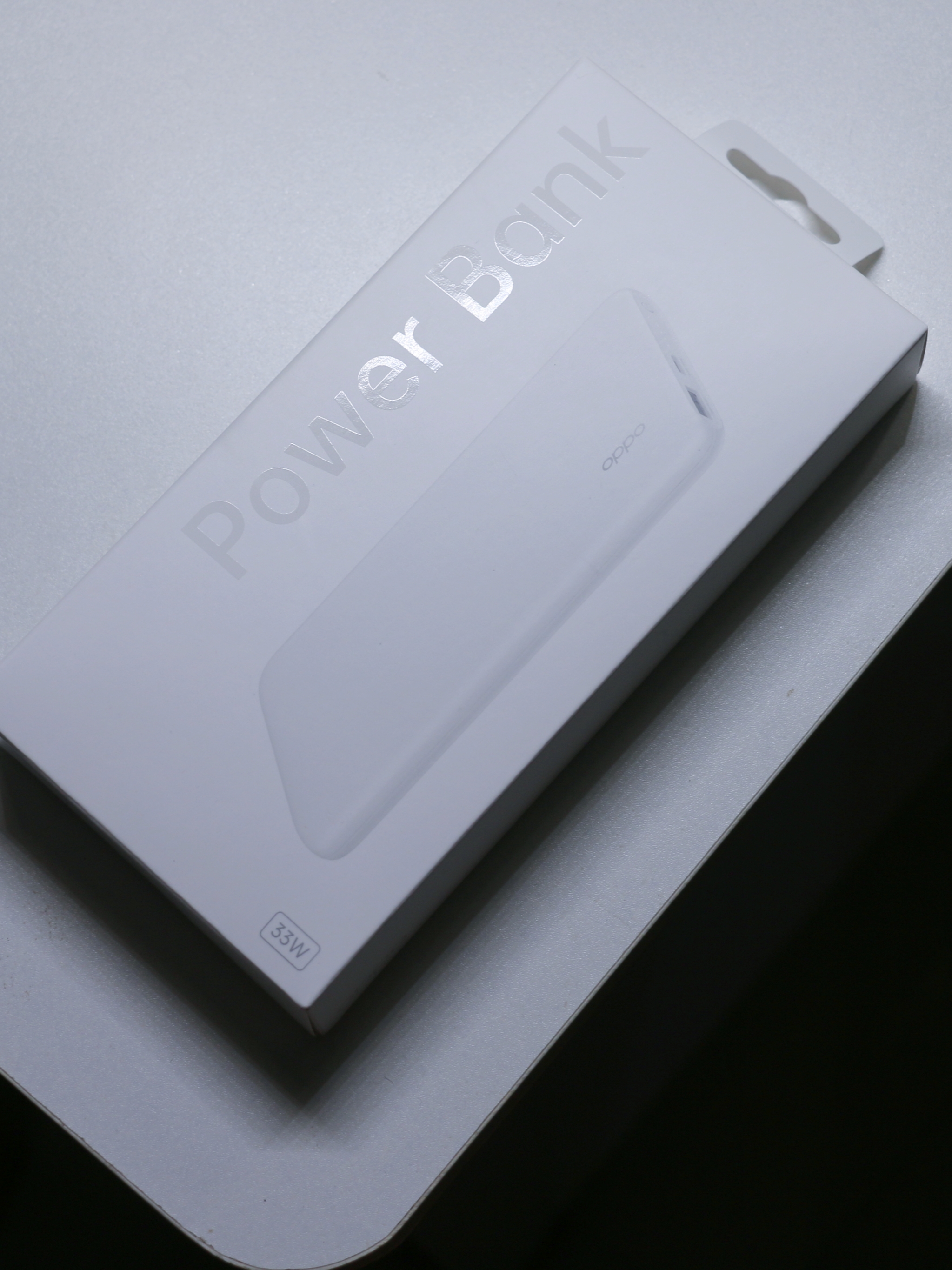 60woppo超级闪充充电宝,真我33瓦充电宝和oppo33瓦充电宝