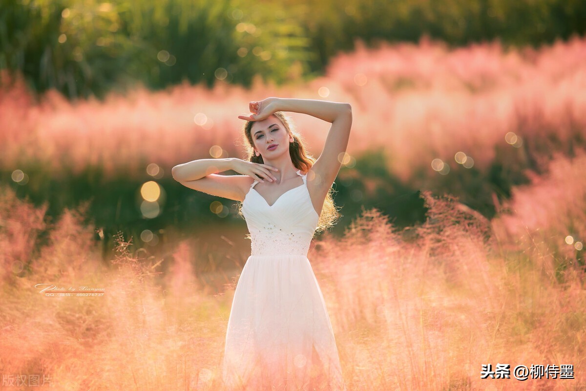 拍照时显瘦的最佳姿势,教你九个超实用的拍照显瘦的技巧