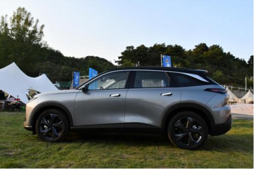 北汽魔方高速测评,北汽魔方全方位讲解