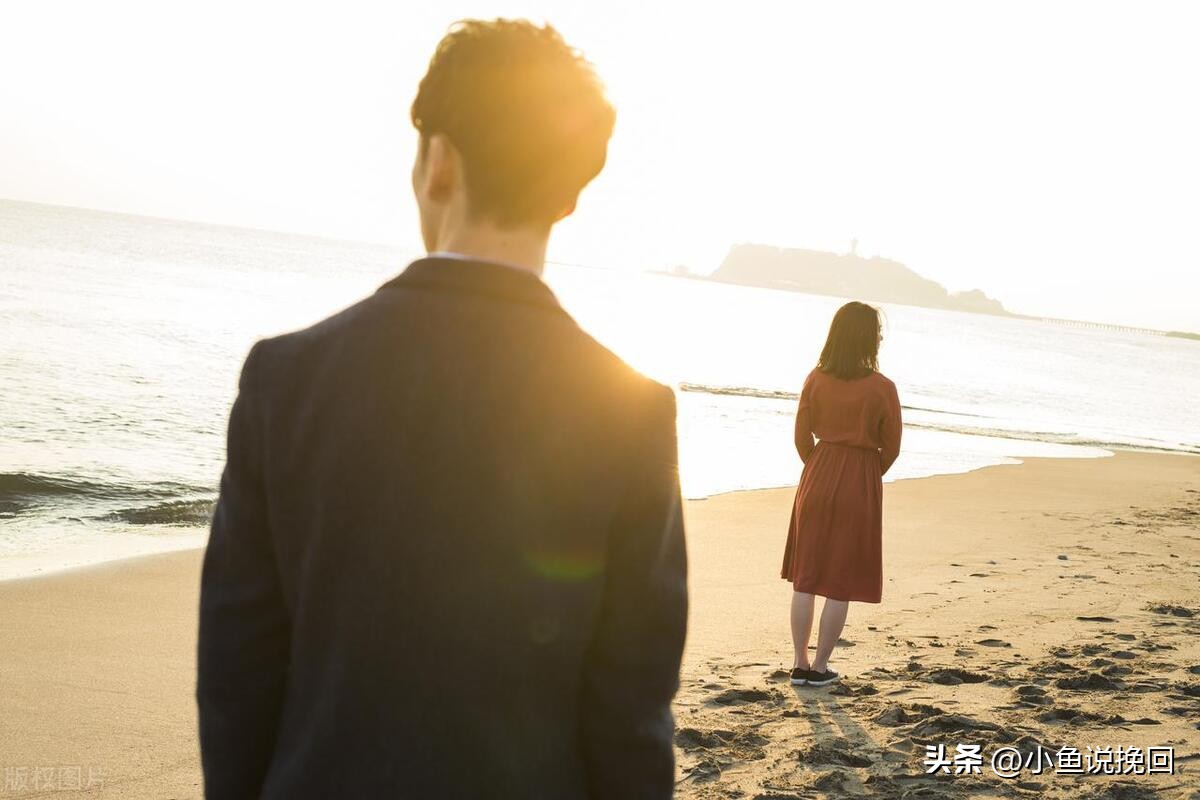 和女朋友交往一个月分手怎么挽回,刚谈没多久就分手怎么复合