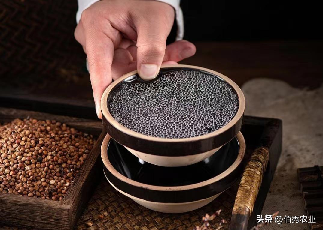 52度白酒存放十年过期吗,42度白酒时间长了会过期吗