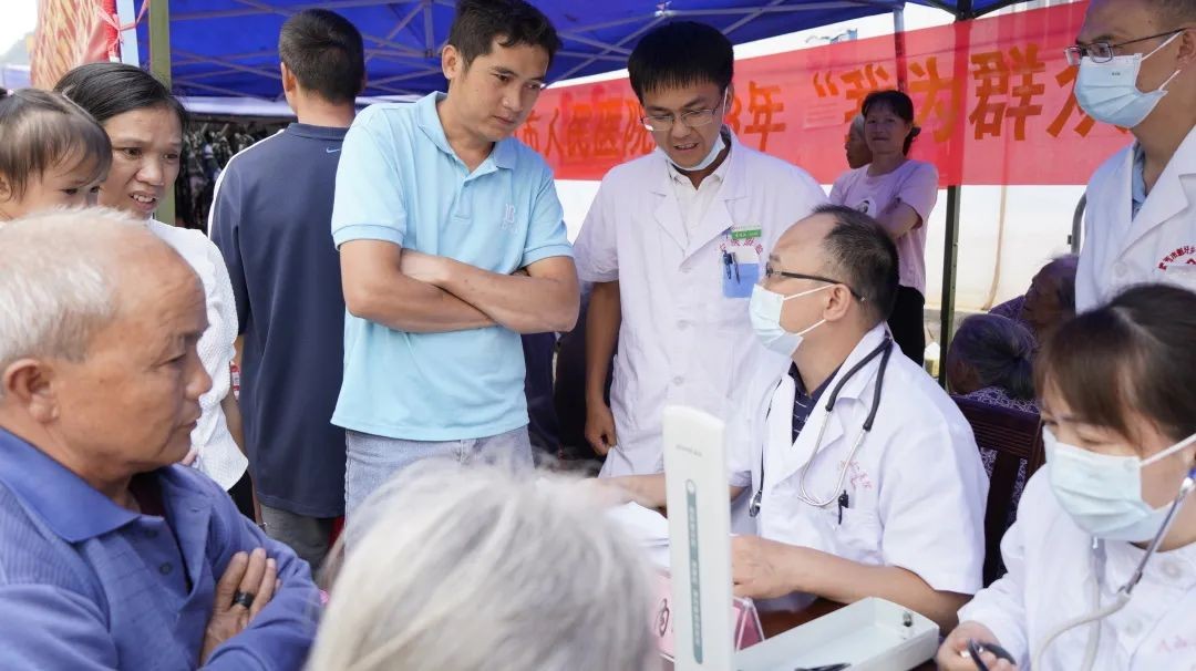 靖西“组团式”帮扶:我为群众送健康第三站—魁圩乡中心卫生院