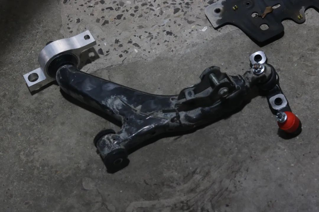 12代皇冠翻新后能开多久,坏掉的车改造成新车