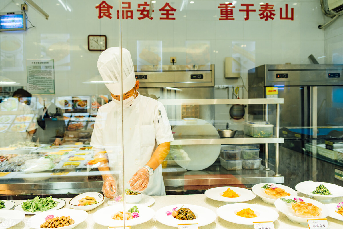 常见食品添加剂的危害及解决之道,我们应该避免吃变质食物怎么说