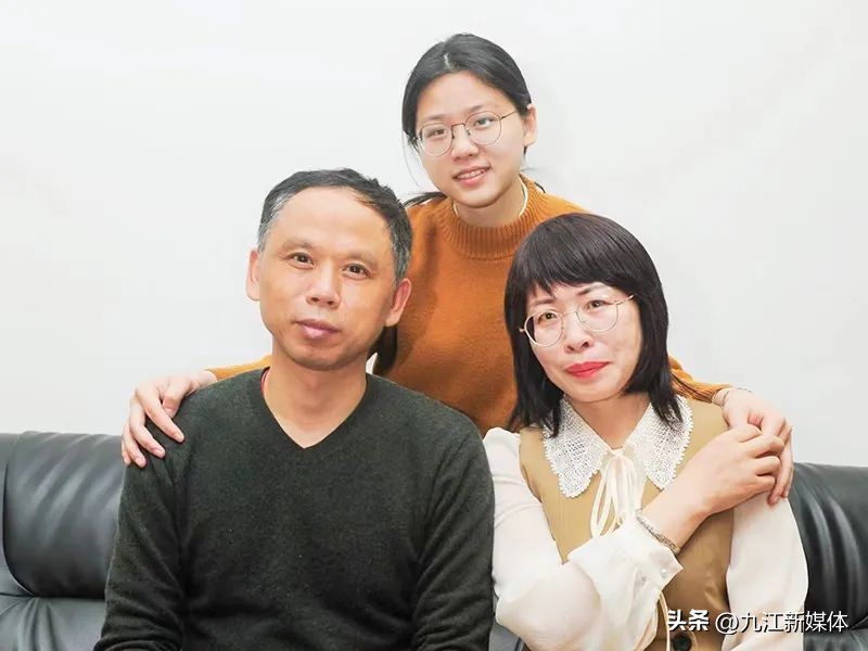 有爱一家盛开文明之花——记九江市文明家庭洪浔梅家庭