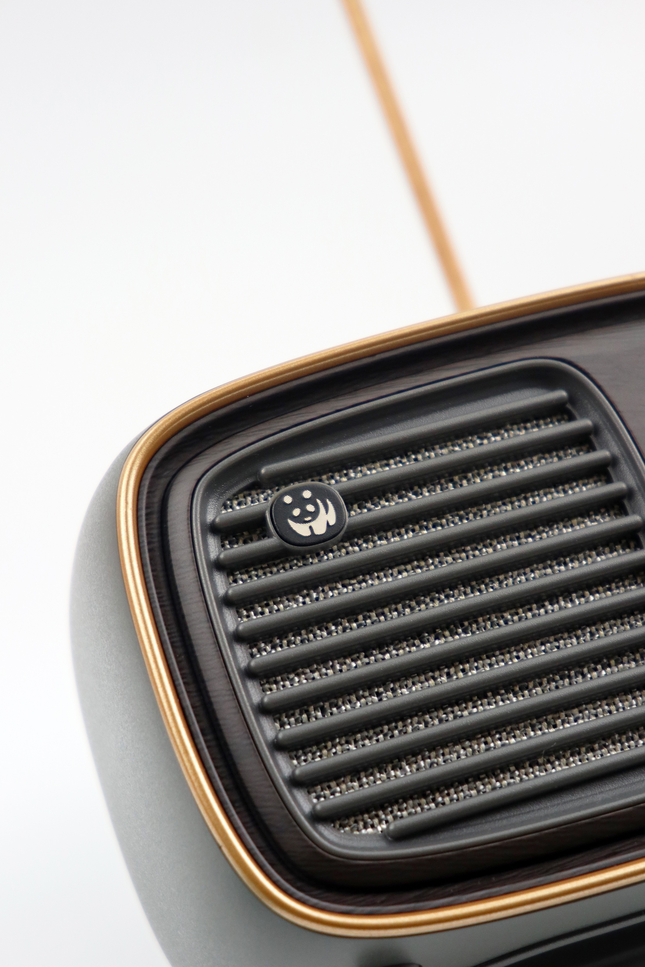 熊猫复古收音机1936评测,复古熊猫音响