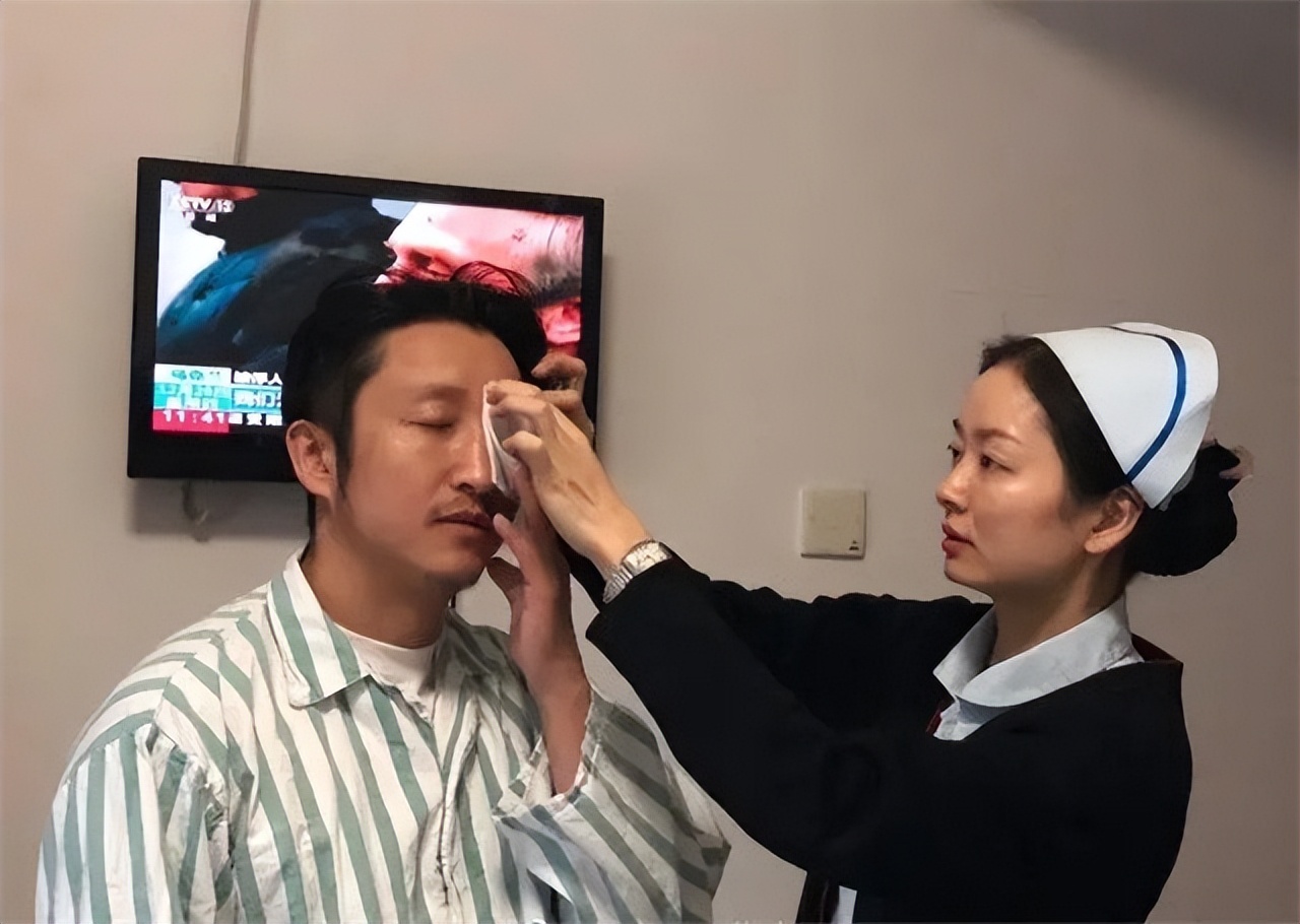 邹市明退役真正原因揭秘！“眼疾”只是借口，赔偿2600万才是痛点