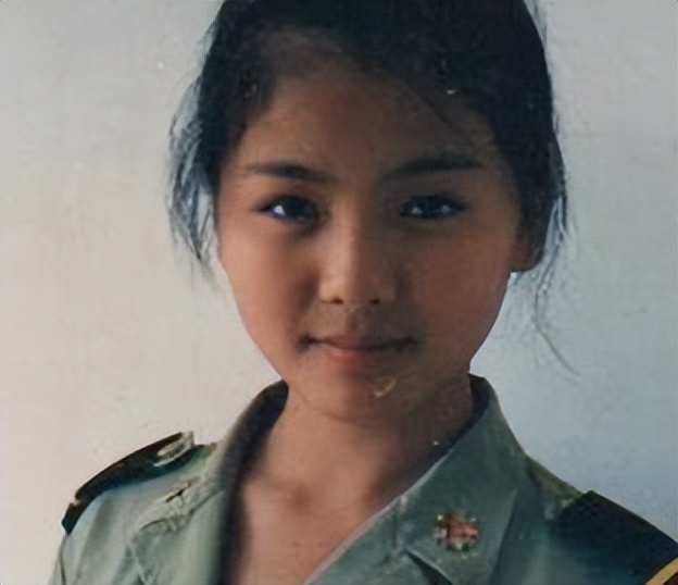 被“贤妻”*绑捆**的人生：刘涛曾经有多风光，现在就有多失意