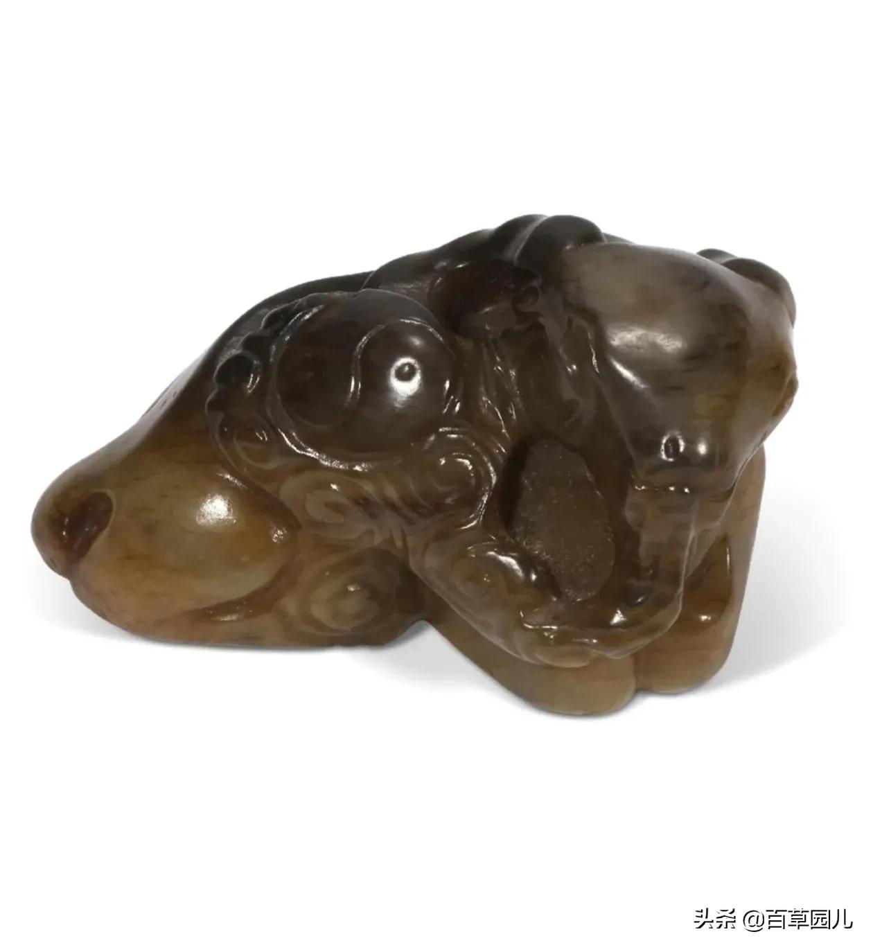 一只白玉蟹5万！一只骆驼1.6万！香港玉器小件儿最新成交