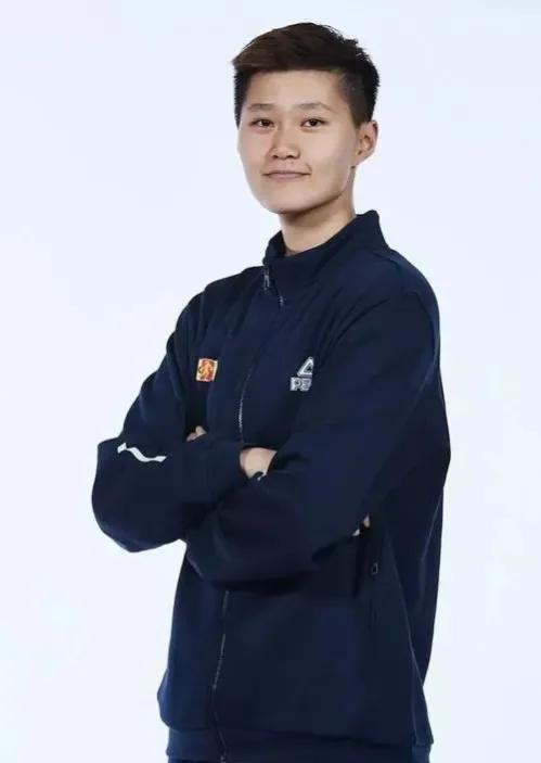 中国女篮战胜日本，获得亚洲杯冠军，感谢15位女篮功臣！