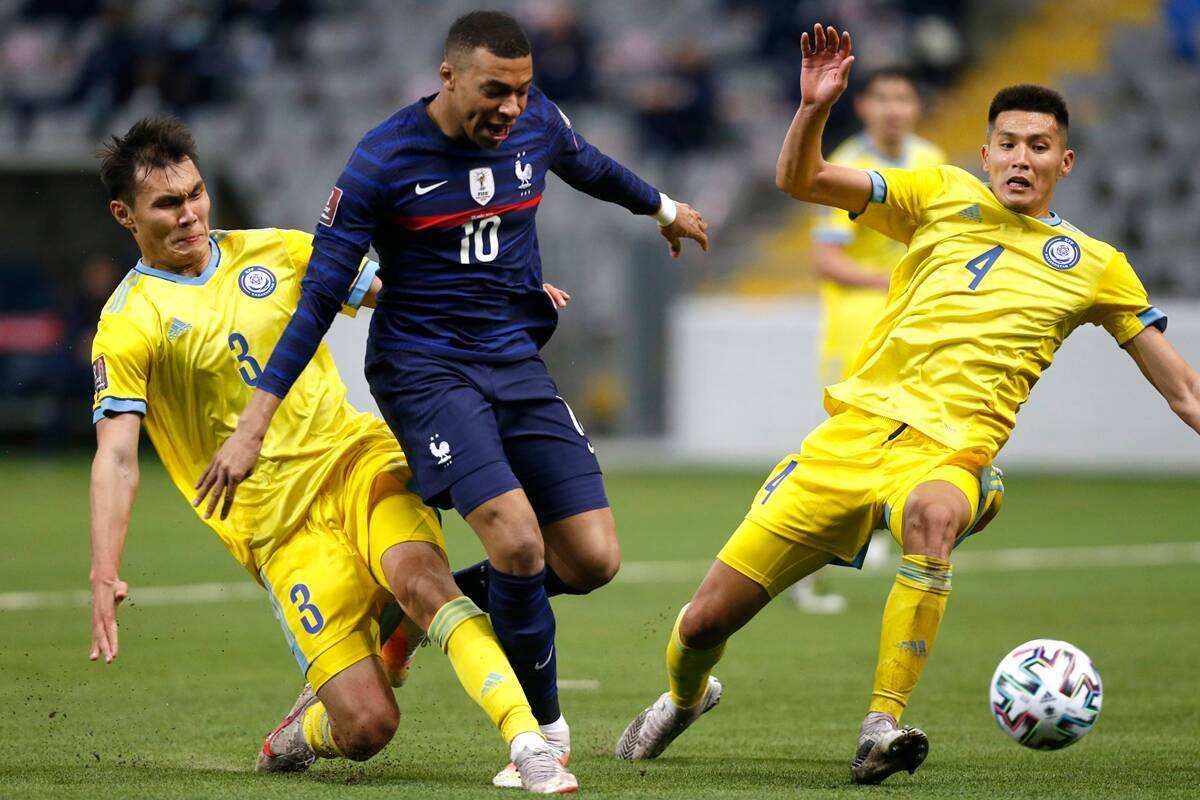 梅西c罗哈兰德姆巴佩荣誉对比,哈兰德姆巴佩能否到达c罗高度