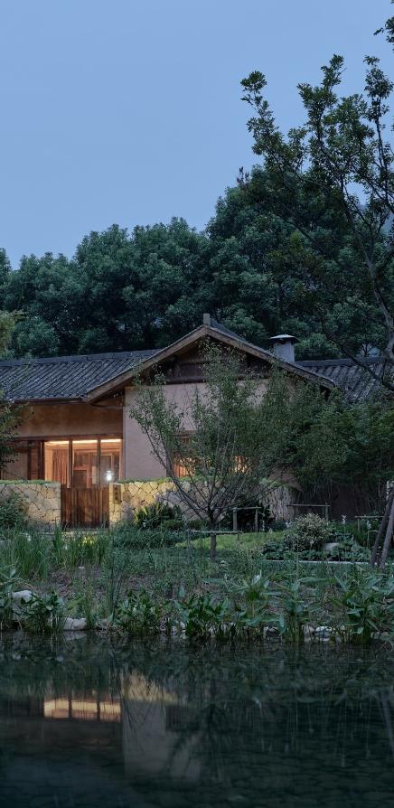 石台聚龙牯牛降酒店品牌定位,牯牛降聚龙大酒店野奢大床房