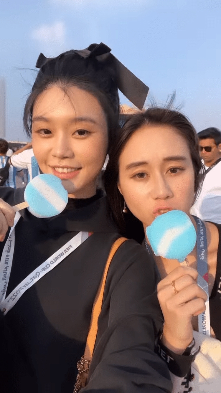 豪门儿媳奚梦瑶晒全家福,奚梦瑶何猷君何超欣同框