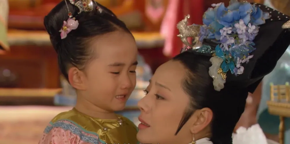 胧月大魔王解读,小时候胧月认甄嬛为额娘的时候