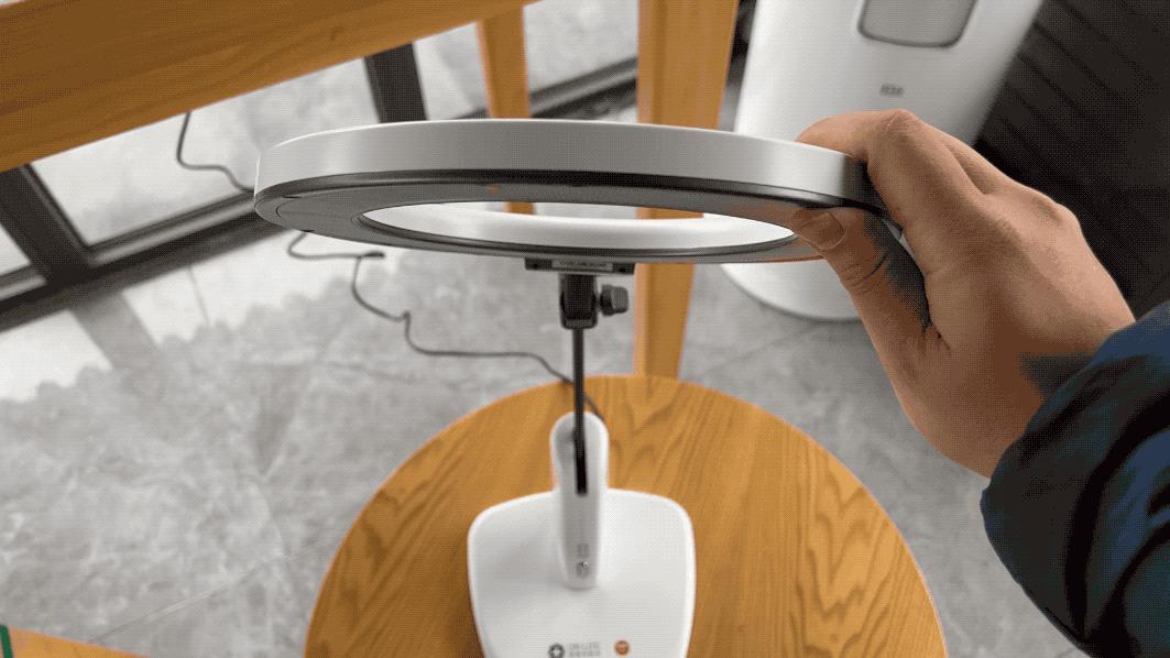 智商税还是护眼专家？爱德华医生天使之光2儿童学习润眼灯测评