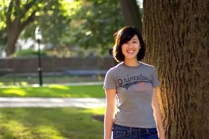 23岁放弃200万年薪25岁创业,23岁成功放弃百亿家产