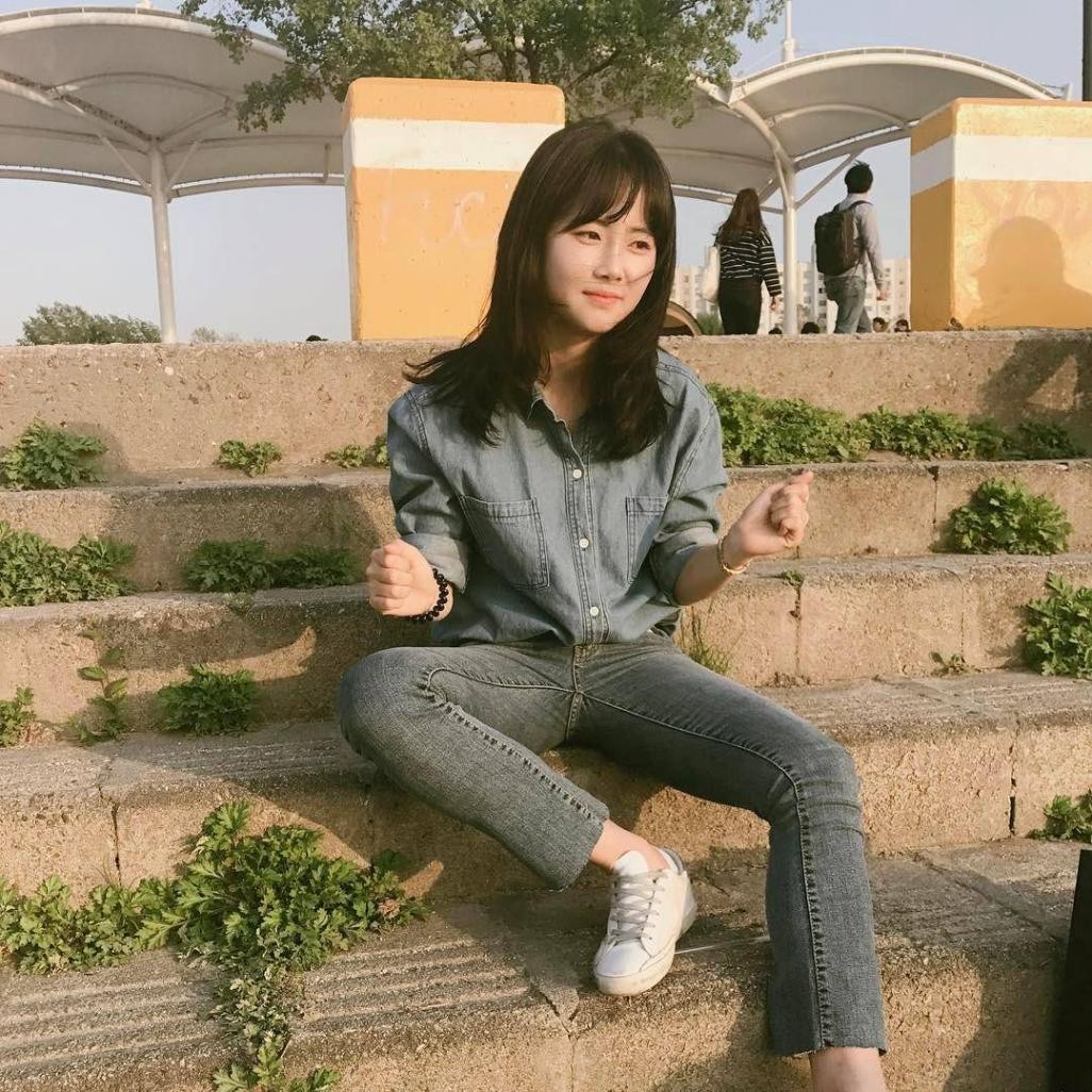 女足场上颜值照片,球场上惊艳的美女