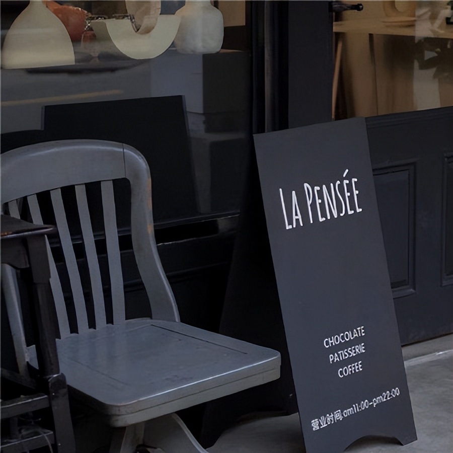 特别落寞沮丧的的背景图,适合朋友圈背景图片孤独