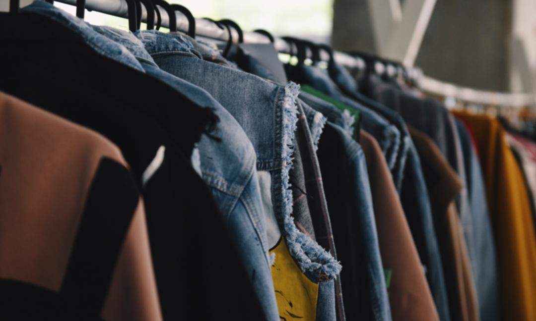 品牌高端羽绒服断码,品牌羽绒服大牌撤柜款