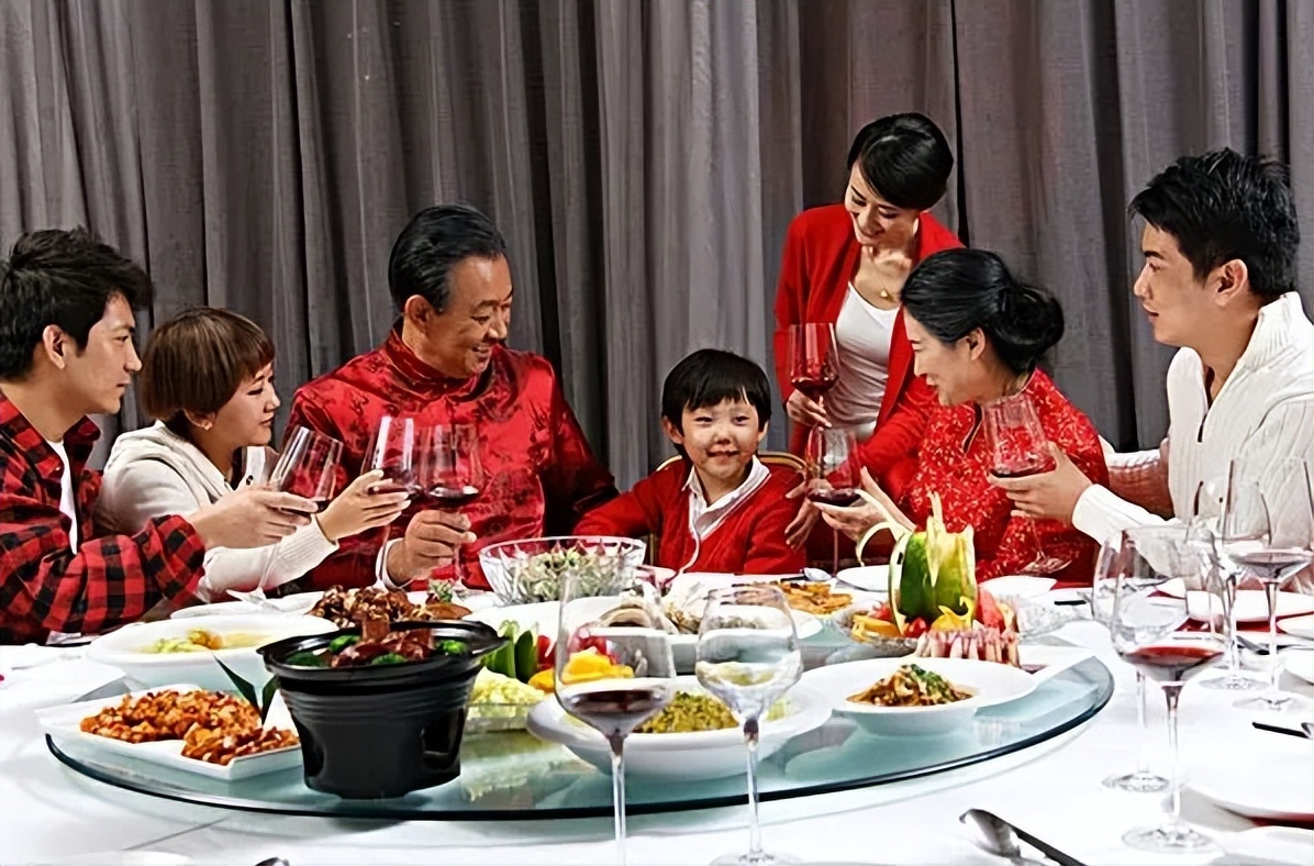 适合过年喝的23款白酒酒质排名,买酒需谨慎正品价格高