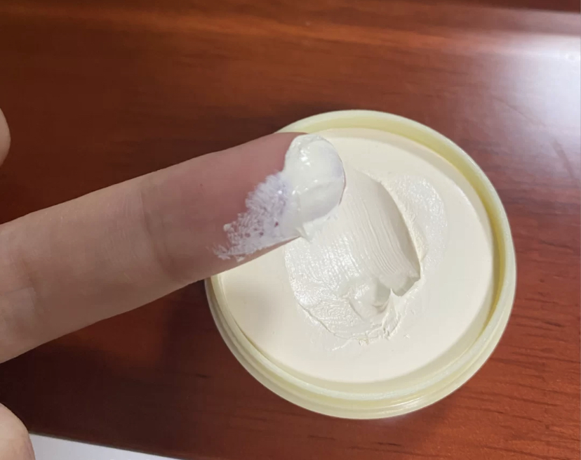 皮肤暗沉不会化妆用哪款素颜霜,适合30-40岁女士的护肤素颜霜