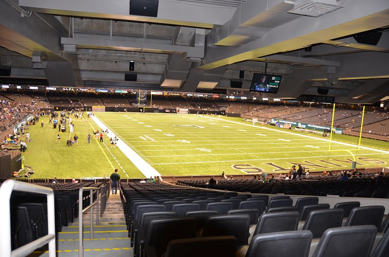 在哪里可以看橄榄球比赛,温哥华看橄榄球比赛