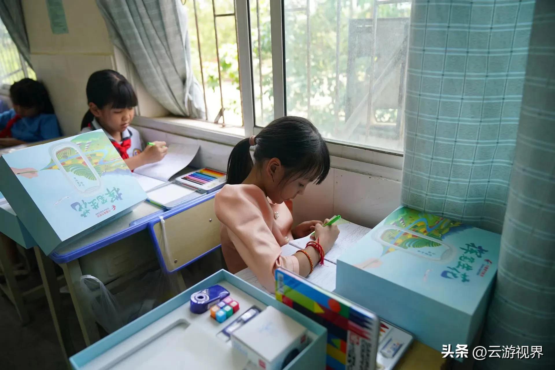 东航燕锦飞行组,燕锦飞行员