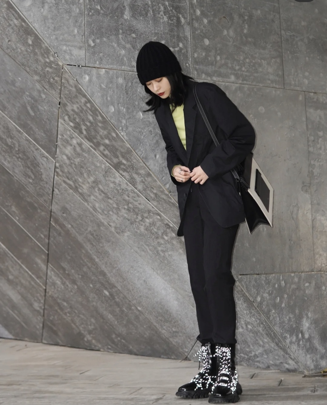 微胖女神张靓颖,张靓颖穿西装的穿搭