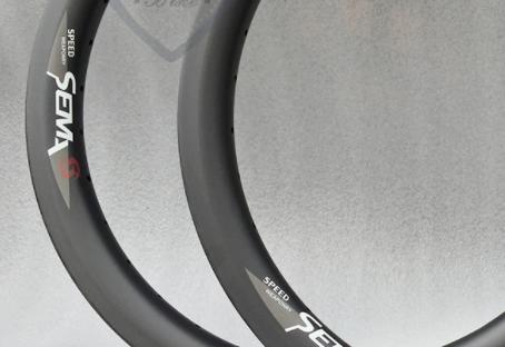 初学者入坑公路车建议什么预算,公路车入门避坑