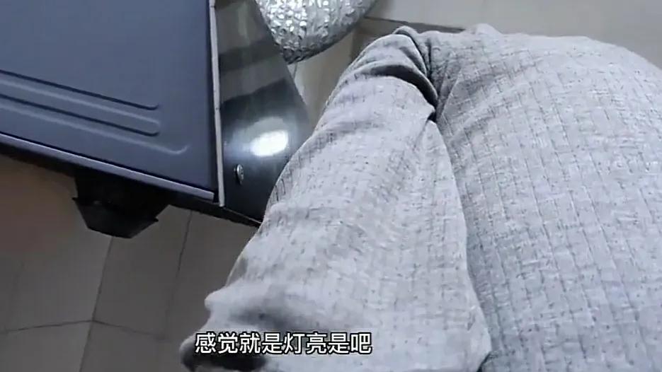 维修油烟机收取安装费合理吗,抽油烟机质量问题应该赔偿么