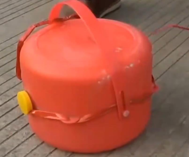 安徽大叔发明灭火器,发明灭火器灭火神器