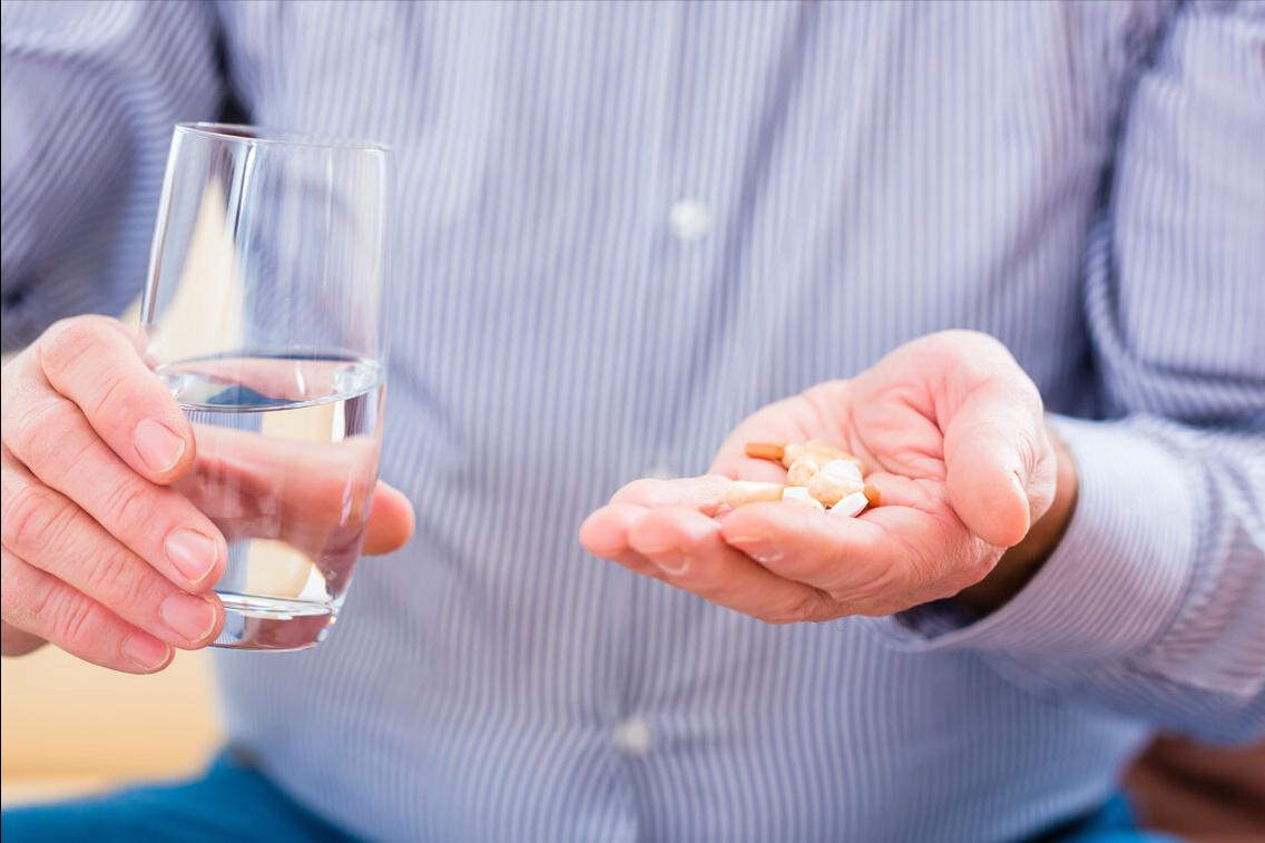 尿蛋白3+白蛋白正常怎么治疗,尿蛋白3+和尿蛋白2+哪个更严重