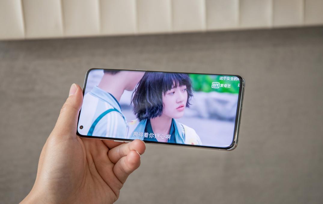 终于等到了！最低4889元即可入手，这样的FindX5Pro不香吗？