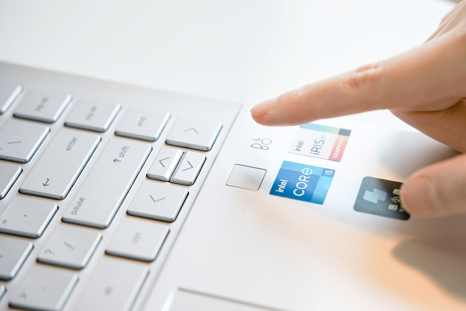 惠普星14pro进阶版高端金属轻薄本,惠普星14pro高能轻薄本