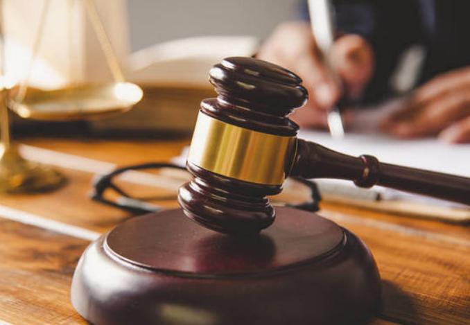 起诉前把房产赠与儿子还会执行吗,被执行人将房产过户给妹妹怎么办