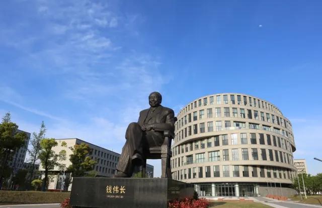 上海旅游景点哪里好玩？