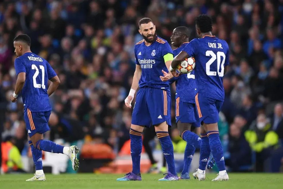 欧冠疯狂36分钟4球对飙,本泽马欧冠逆转曼城