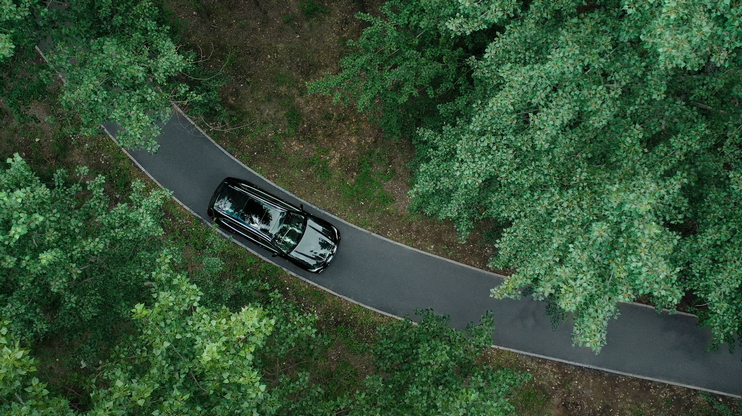 23款宝马x5xdrive30li尊享m运动,宝马x5xdrive30i曜夜版顶配
