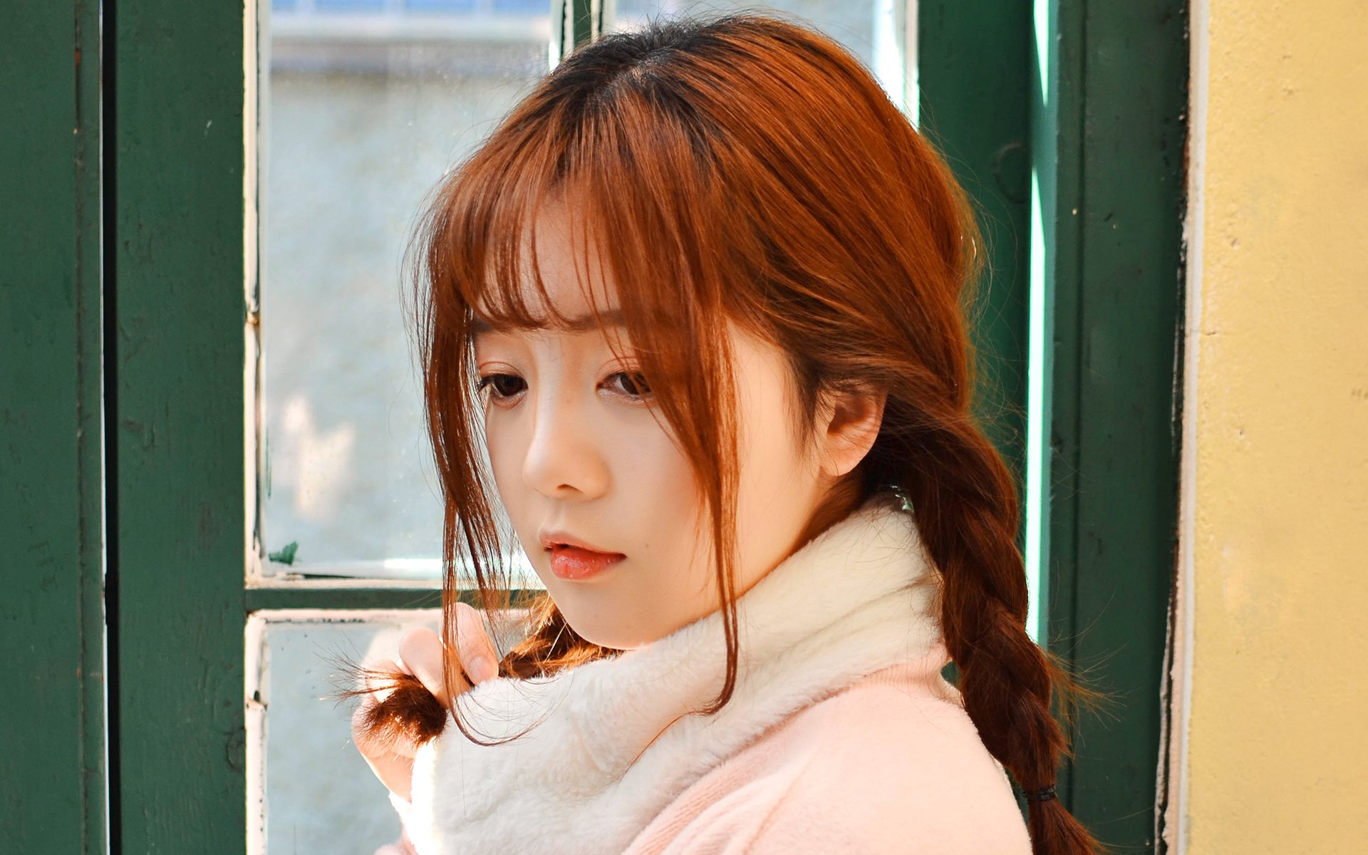 找女朋友聊天开头怎么找比较幽默,主动找女生聊天的幽默开头